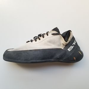Five Ten Anasazi Blancos Size 8.5